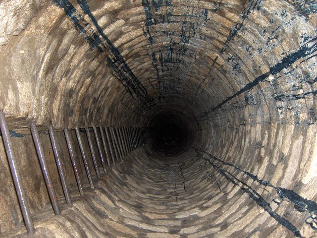 2005-11-16_023