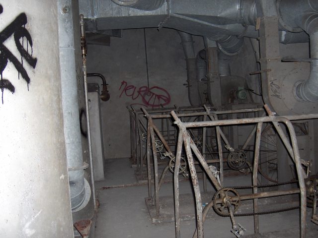 2005-02-24_41