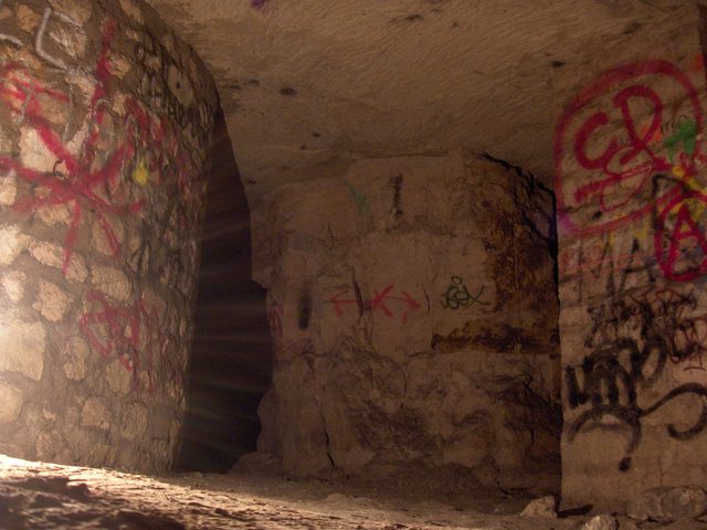 2005-02-24_76