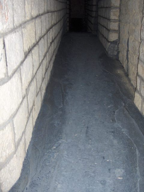 2005-12-28_205