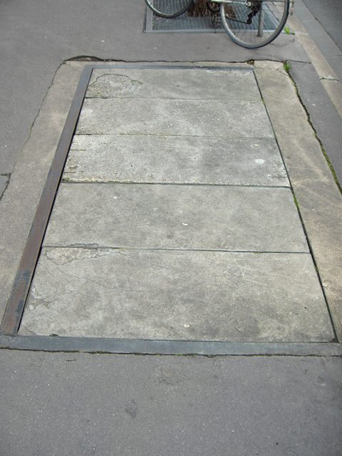 r12